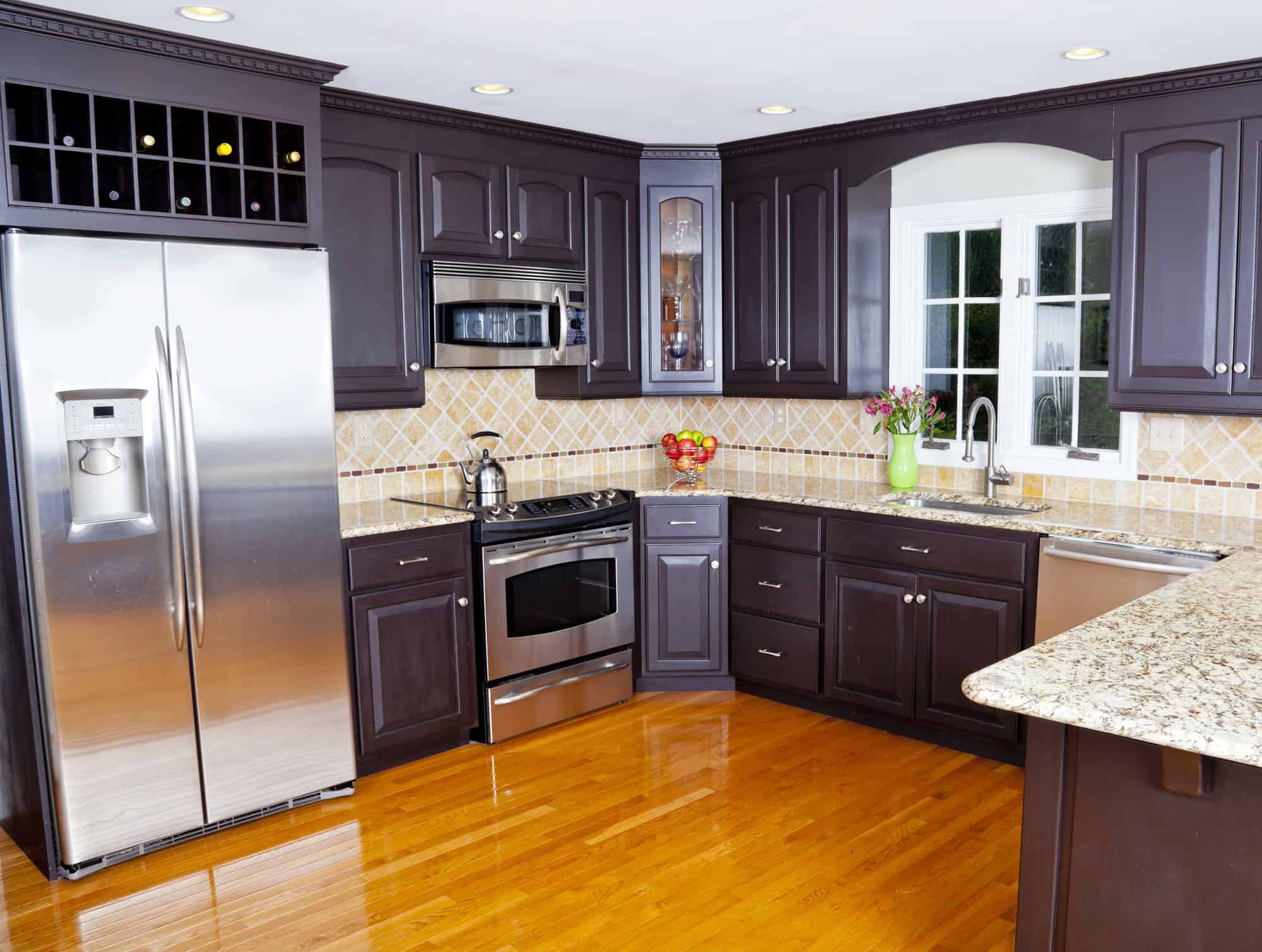 2000px x 1509px - Kitchen Cabinet Painting in Calgary | Kitchen Cabinet Refinishing | Eco...